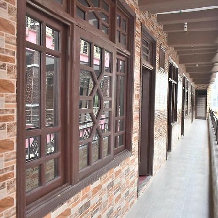 Zara Residence 1 Saidu Sharif Екстериор снимка