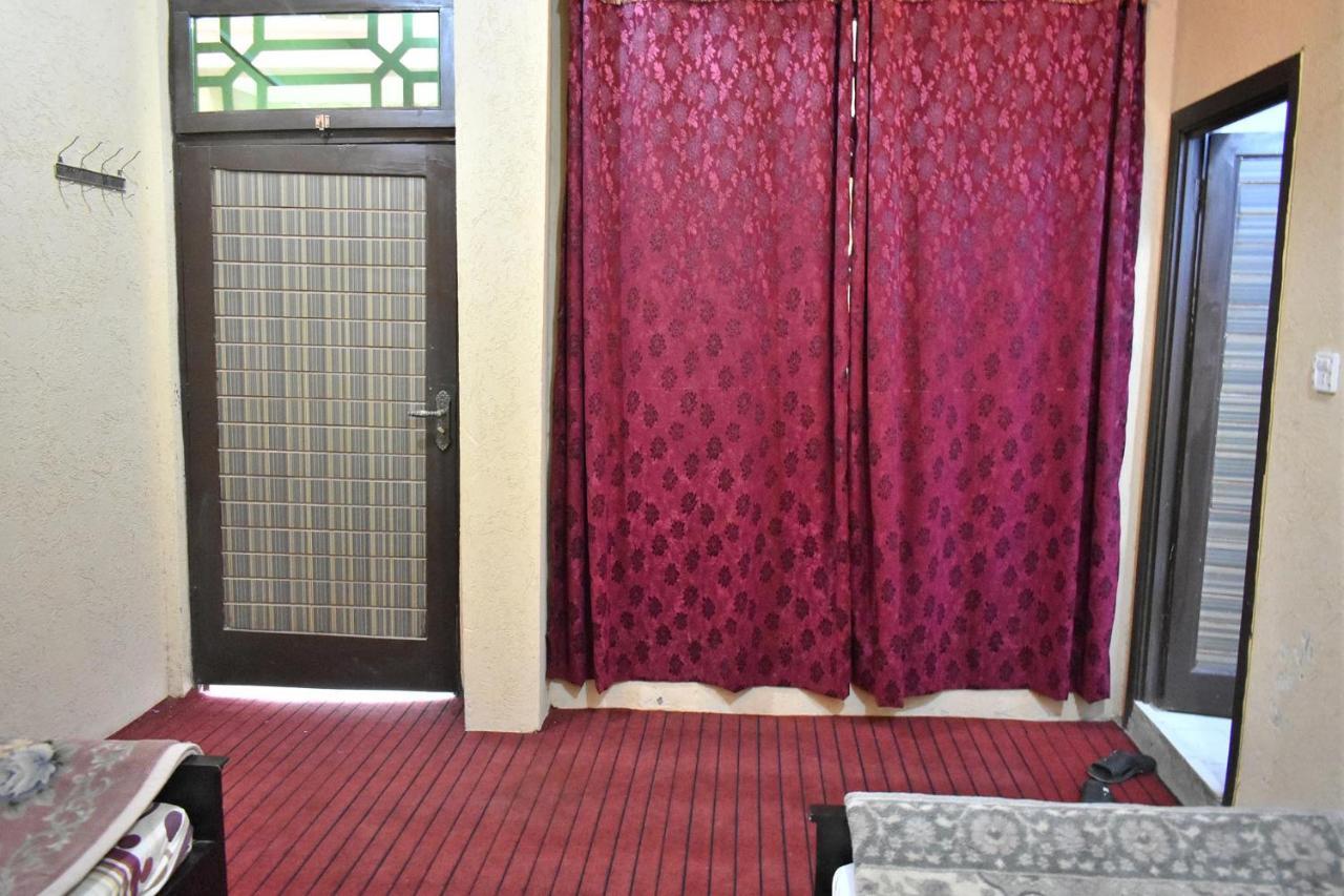 Zara Residence 1 Saidu Sharif Екстериор снимка